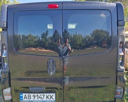 Черный Опель Виваро, объемом двигателя 1.9 л и пробегом 444 тыс. км за 2500 $, фото 1 на Automoto.ua