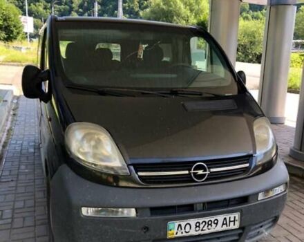 Чорний Опель Віваро, об'ємом двигуна 1.9 л та пробігом 357 тис. км за 3800 $, фото 1 на Automoto.ua