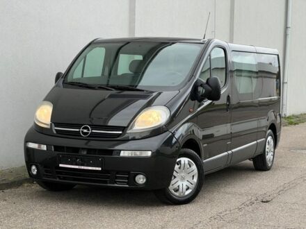 Черный Опель Виваро, объемом двигателя 1.9 л и пробегом 208 тыс. км за 3500 $, фото 1 на Automoto.ua