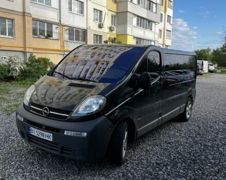 Черный Опель Виваро, объемом двигателя 2.5 л и пробегом 260 тыс. км за 7200 $, фото 1 на Automoto.ua