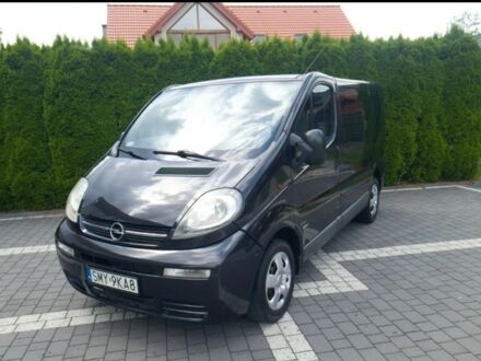 Черный Опель Виваро, объемом двигателя 0 л и пробегом 310 тыс. км за 3000 $, фото 1 на Automoto.ua