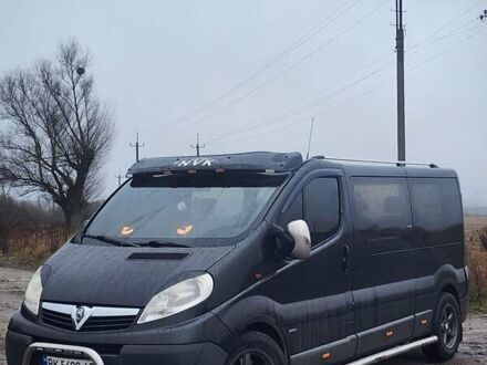 Черный Опель Виваро, объемом двигателя 2.5 л и пробегом 360 тыс. км за 9800 $, фото 1 на Automoto.ua