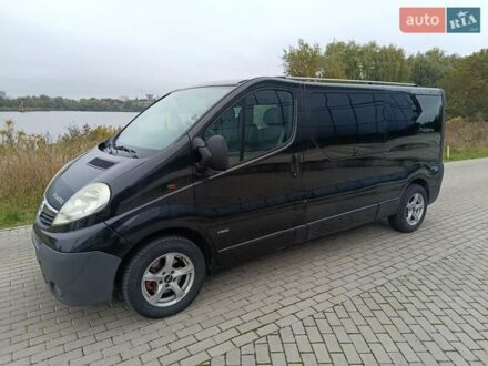 Опель Віваро 2009 у Рівному на Automoto.ua Чорний Опель Віваро, об'ємом двигуна 2.5 л та пробігом 280 тис. км за 9200 $, фото 1 на Automoto.ua