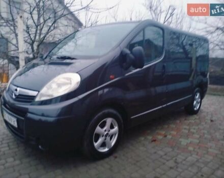 Черный Опель Виваро, объемом двигателя 2 л и пробегом 205 тыс. км за 11500 $, фото 1 на Automoto.ua