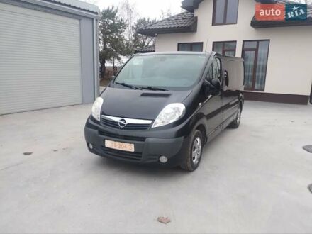 Чорний Опель Віваро, об'ємом двигуна 2 л та пробігом 220 тис. км за 13600 $, фото 1 на Automoto.ua