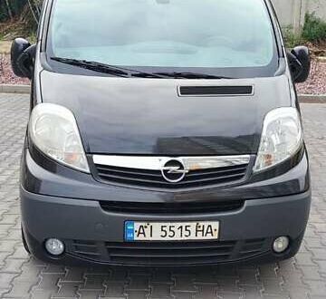 Черный Опель Виваро, объемом двигателя 2 л и пробегом 274 тыс. км за 11000 $, фото 1 на Automoto.ua