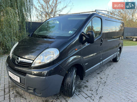 Черный Опель Виваро, объемом двигателя 2 л и пробегом 185 тыс. км за 10500 $, фото 1 на Automoto.ua