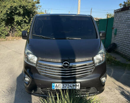 Чорний Опель Віваро, об'ємом двигуна 1.6 л та пробігом 256 тис. км за 11700 $, фото 1 на Automoto.ua