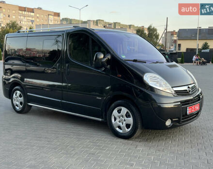 Черный Опель Виваро, объемом двигателя 2 л и пробегом 214 тыс. км за 14700 $, фото 1 на Automoto.ua