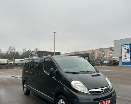 Чорний Опель Віваро, об'ємом двигуна 2 л та пробігом 238 тис. км за 15900 $, фото 1 на Automoto.ua
