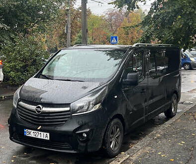 Опель Виваро 2017 в Киеве на Automoto.ua Черный Опель Виваро, объемом двигателя 1.6 л и пробегом 297 тыс. км за 16600 $, фото 1 на Automoto.ua
