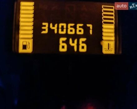 Коричневий Опель Віваро, об'ємом двигуна 2 л та пробігом 350 тис. км за 9418 $, фото 3 на Automoto.ua