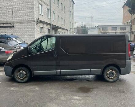 Коричневый Опель Виваро, объемом двигателя 2 л и пробегом 185 тыс. км за 10000 $, фото 2 на Automoto.ua