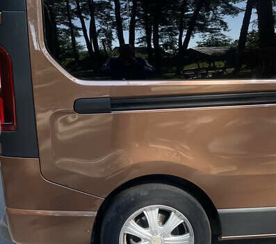 Коричневий Опель Віваро, об'ємом двигуна 1.6 л та пробігом 258 тис. км за 15700 $, фото 7 на Automoto.ua