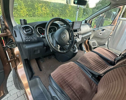 Коричневый Опель Виваро, объемом двигателя 1.6 л и пробегом 263 тыс. км за 17200 $, фото 7 на Automoto.ua