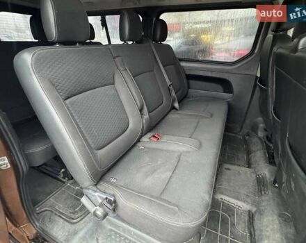 Коричневый Опель Виваро, объемом двигателя 1.6 л и пробегом 315 тыс. км за 16490 $, фото 10 на Automoto.ua