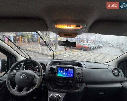 Коричневый Опель Виваро, объемом двигателя 1.6 л и пробегом 315 тыс. км за 16490 $, фото 7 на Automoto.ua