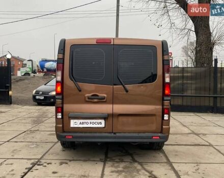 Коричневий Опель Віваро, об'ємом двигуна 1.6 л та пробігом 315 тис. км за 15990 $, фото 5 на Automoto.ua