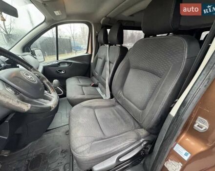 Коричневый Опель Виваро, объемом двигателя 1.6 л и пробегом 315 тыс. км за 16490 $, фото 13 на Automoto.ua