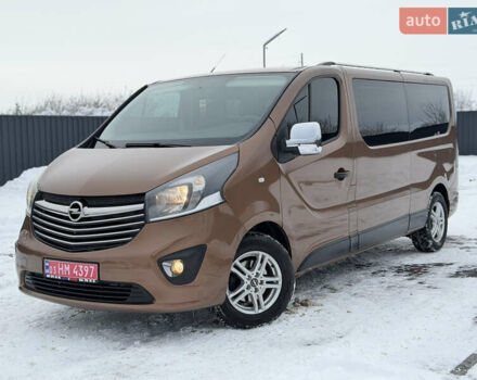 Коричневый Опель Виваро, объемом двигателя 1.6 л и пробегом 220 тыс. км за 16900 $, фото 1 на Automoto.ua