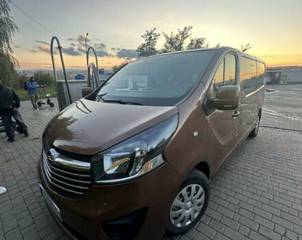 Коричневый Опель Виваро, объемом двигателя 1.6 л и пробегом 263 тыс. км за 17200 $, фото 1 на Automoto.ua