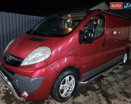 Червоний Опель Віваро, об'ємом двигуна 2.5 л та пробігом 377 тис. км за 7050 $, фото 13 на Automoto.ua