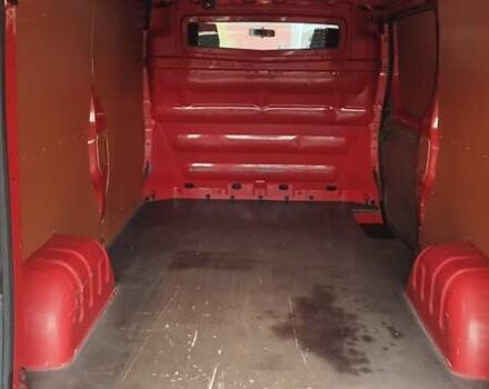 Красный Опель Виваро, объемом двигателя 2 л и пробегом 251 тыс. км за 12200 $, фото 18 на Automoto.ua