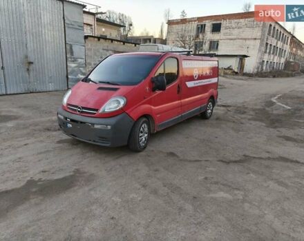 Красный Опель Виваро, объемом двигателя 1.9 л и пробегом 489 тыс. км за 5900 $, фото 1 на Automoto.ua