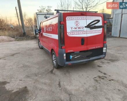 Красный Опель Виваро, объемом двигателя 1.9 л и пробегом 489 тыс. км за 5900 $, фото 4 на Automoto.ua