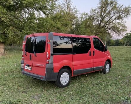 Красный Опель Виваро, объемом двигателя 2.5 л и пробегом 600 тыс. км за 5800 $, фото 4 на Automoto.ua