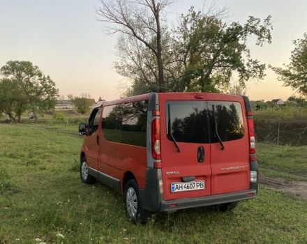 Красный Опель Виваро, объемом двигателя 2.5 л и пробегом 600 тыс. км за 5800 $, фото 5 на Automoto.ua