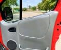 Красный Опель Виваро, объемом двигателя 20 л и пробегом 385 тыс. км за 8500 $, фото 3 на Automoto.ua