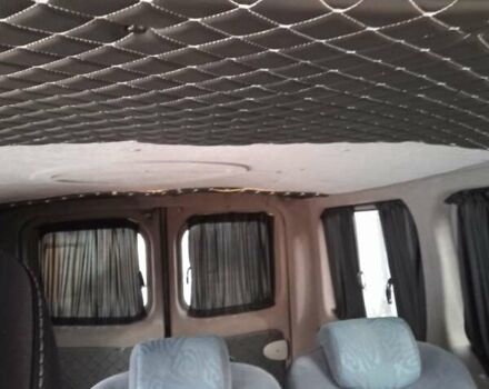 Червоний Опель Віваро, об'ємом двигуна 1.9 л та пробігом 430 тис. км за 6900 $, фото 17 на Automoto.ua