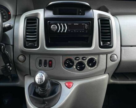 Червоний Опель Віваро, об'ємом двигуна 1.9 л та пробігом 263 тис. км за 7699 $, фото 15 на Automoto.ua