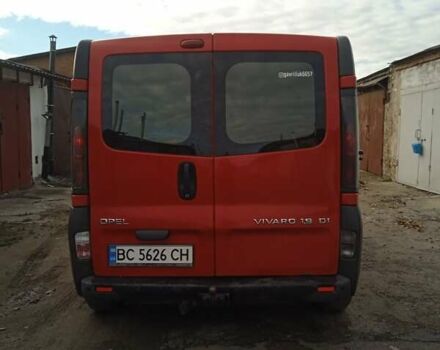 Червоний Опель Віваро, об'ємом двигуна 1.9 л та пробігом 430 тис. км за 6900 $, фото 1 на Automoto.ua