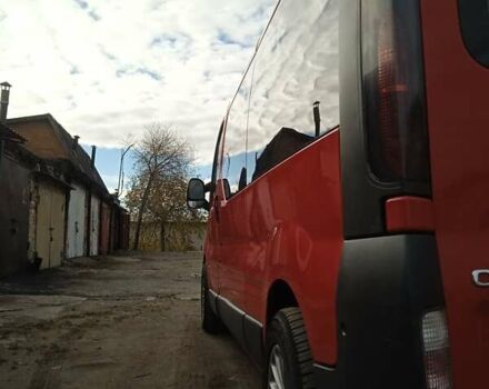 Червоний Опель Віваро, об'ємом двигуна 1.9 л та пробігом 430 тис. км за 6900 $, фото 4 на Automoto.ua