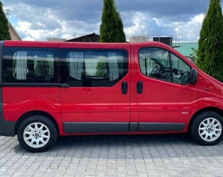 Червоний Опель Віваро, об'ємом двигуна 1.9 л та пробігом 263 тис. км за 7699 $, фото 2 на Automoto.ua