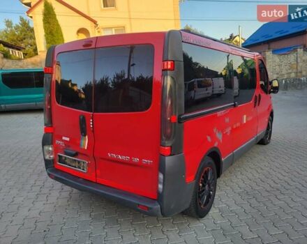 Червоний Опель Віваро, об'ємом двигуна 1.9 л та пробігом 262 тис. км за 7999 $, фото 11 на Automoto.ua