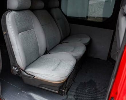 Червоний Опель Віваро, об'ємом двигуна 1.87 л та пробігом 400 тис. км за 8300 $, фото 23 на Automoto.ua