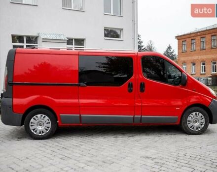 Червоний Опель Віваро, об'ємом двигуна 1.87 л та пробігом 400 тис. км за 8300 $, фото 11 на Automoto.ua