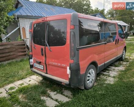 Красный Опель Виваро, объемом двигателя 1.9 л и пробегом 348 тыс. км за 8350 $, фото 9 на Automoto.ua