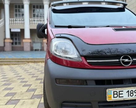Червоний Опель Віваро, об'ємом двигуна 1.9 л та пробігом 310 тис. км за 8500 $, фото 2 на Automoto.ua