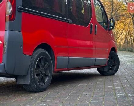 Красный Опель Виваро, объемом двигателя 2 л и пробегом 346 тыс. км за 8600 $, фото 15 на Automoto.ua