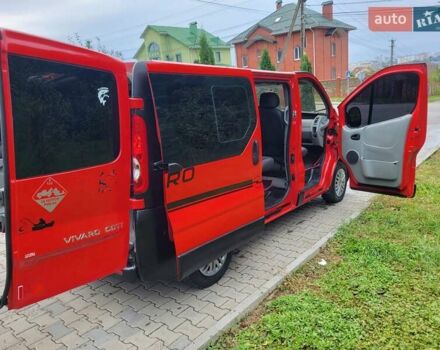 Красный Опель Виваро, объемом двигателя 2 л и пробегом 234 тыс. км за 8800 $, фото 56 на Automoto.ua