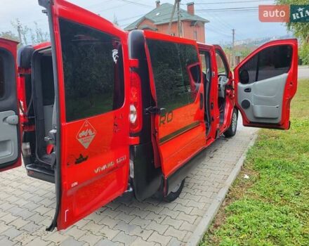 Красный Опель Виваро, объемом двигателя 2 л и пробегом 234 тыс. км за 8800 $, фото 52 на Automoto.ua