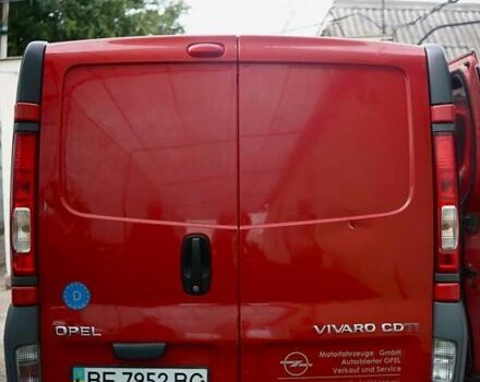 Червоний Опель Віваро, об'ємом двигуна 2 л та пробігом 280 тис. км за 7800 $, фото 11 на Automoto.ua