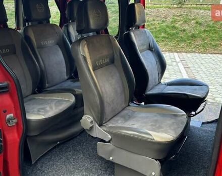 Красный Опель Виваро, объемом двигателя 2 л и пробегом 346 тыс. км за 8600 $, фото 44 на Automoto.ua