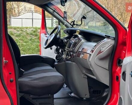 Красный Опель Виваро, объемом двигателя 2 л и пробегом 346 тыс. км за 8600 $, фото 24 на Automoto.ua