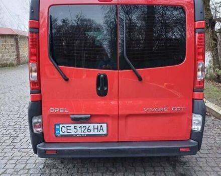 Красный Опель Виваро, объемом двигателя 2 л и пробегом 300 тыс. км за 10890 $, фото 4 на Automoto.ua