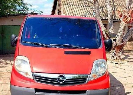 Червоний Опель Віваро, об'ємом двигуна 2 л та пробігом 316 тис. км за 9000 $, фото 9 на Automoto.ua